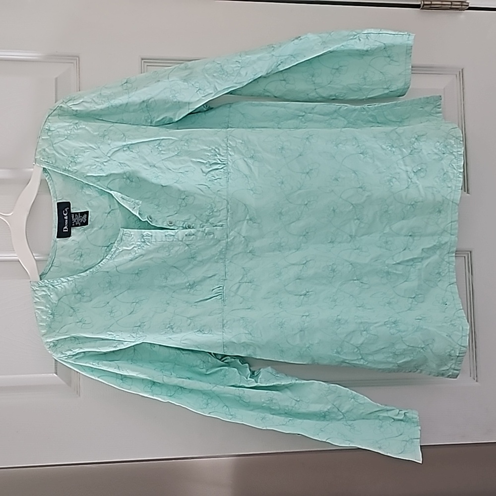 Like New DENIM & CO Top - XL